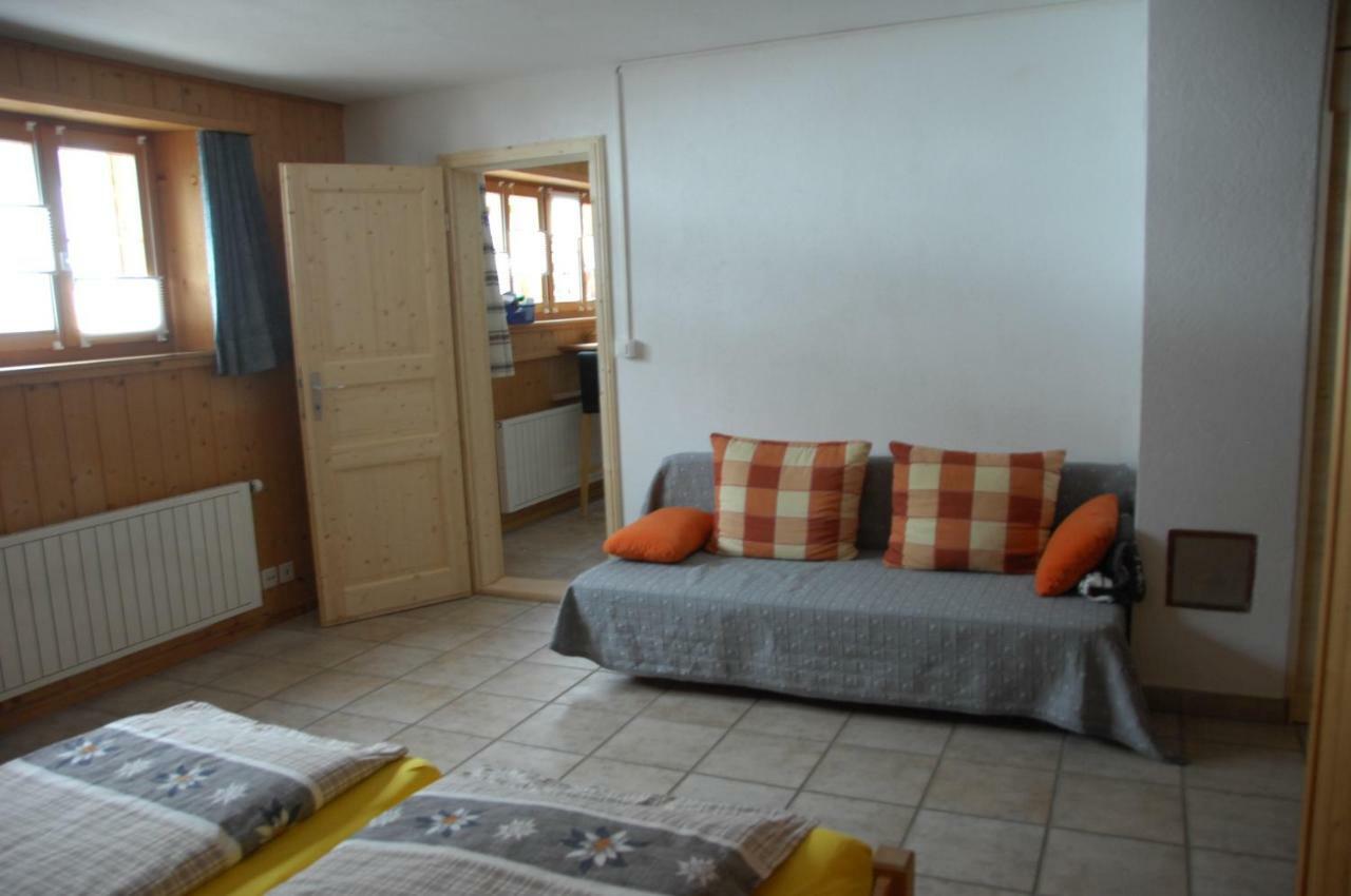 Sertig Ferienwohnung Davos Esterno foto