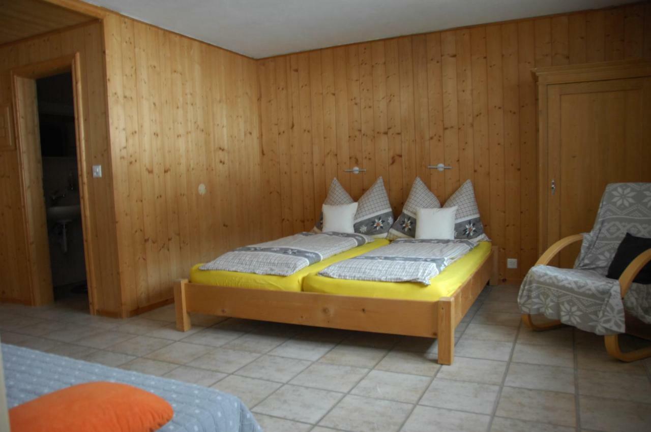 Sertig Ferienwohnung Davos Esterno foto